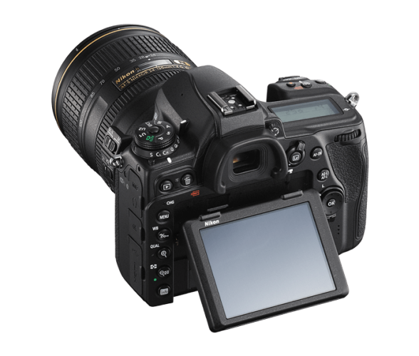 D780